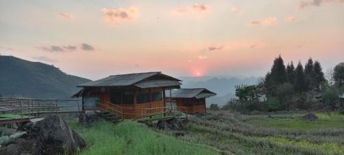 Twin Room with Mountain View