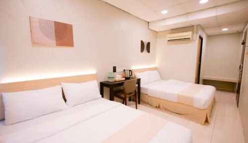 Deluxe Family Room