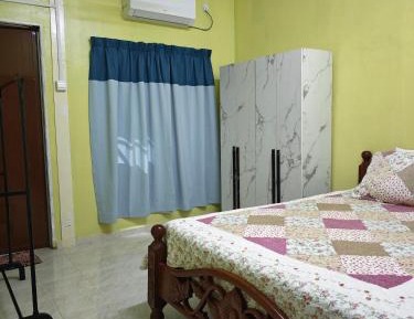 Three-Bedroom Townhouse