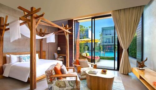So Comfy King or Twin Room with Pool Access