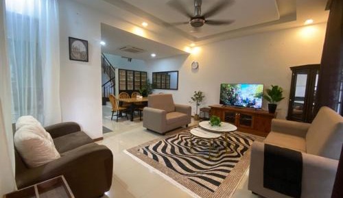 Four-Bedroom Vacation Home