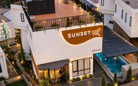 Deluxe Villa