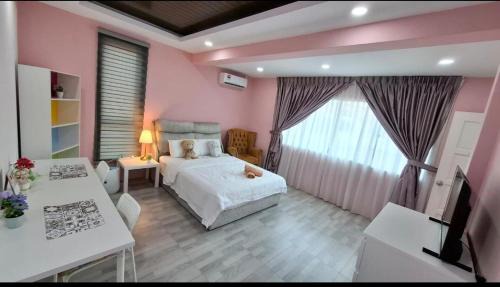 Seven-Bedroom House