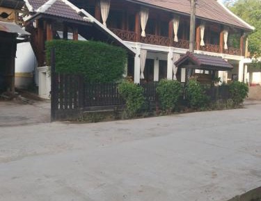 Deluxe Double or Twin Room with Mountain View