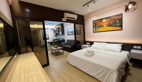 One-Bedroom Apartment with Ocean View