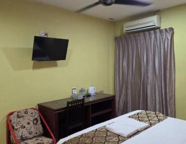 Queen Room