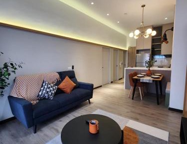 The Luxe by MySky