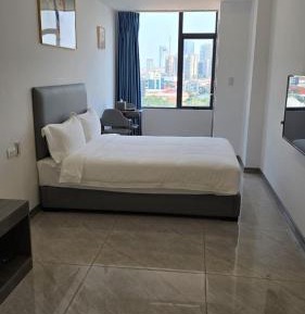 Quadruple Room with Private Bathroom