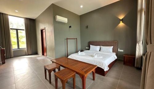 Standard King Room