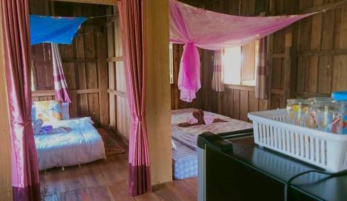 Mixed Dormitory Room