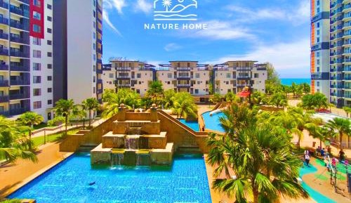 Apartment with Pool View 