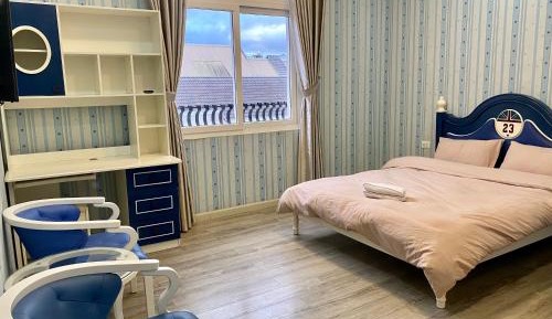 Double Room with Private Bathroom