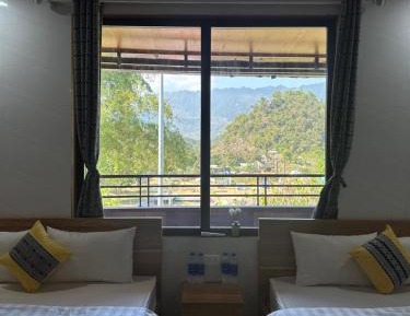 Quadruple Room with Balcony