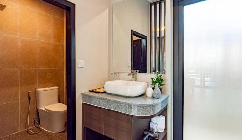 Junior Suite with Pool View