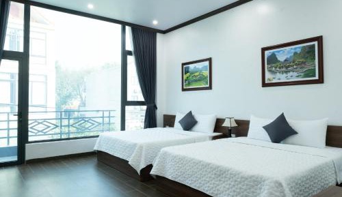Deluxe Family Room
