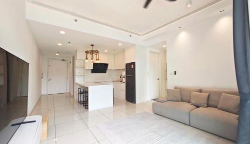 Family Two-Bedroom Apartment with View