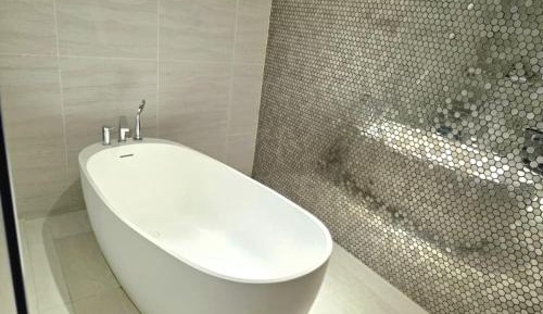 Three-Bedroom Apartment - High Floor