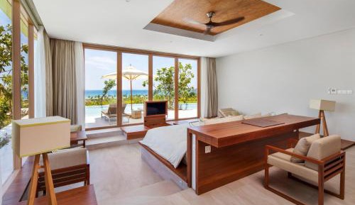 Three-Bedroom Villa - Beach Front