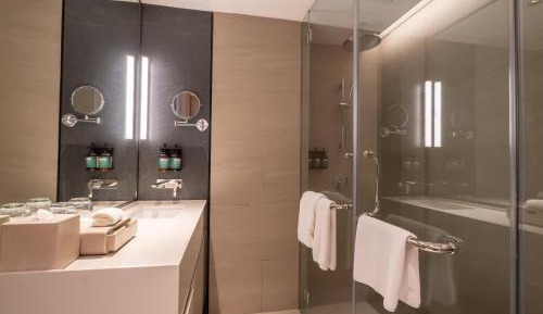 3 Single Standard Sea View