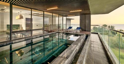 One-Bedroom Apartment with Balcony and Sea View