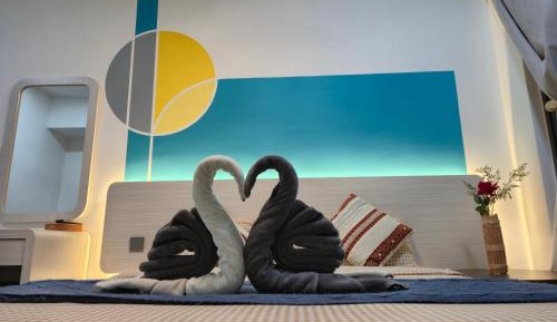 Junior Suite with Pool View