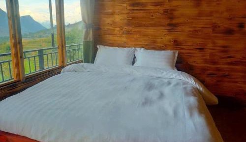 Double Room with Mountain View