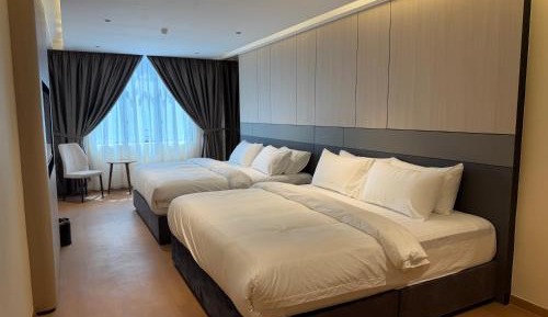 Premium Quadruple Room