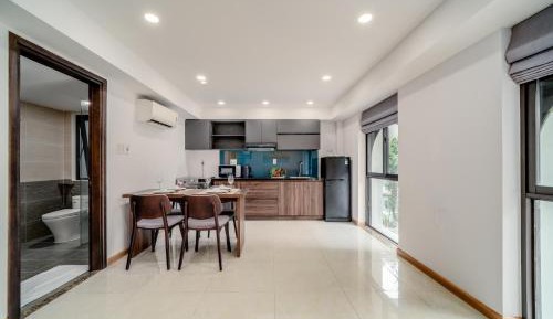 Superior One-Bedroom Apartment