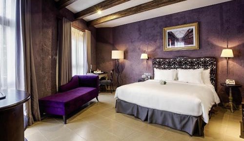 Family Suite with One King Bed and Twin Beds