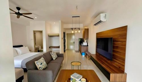 Deluxe Family Studio (Near Pool and Near Elevator)