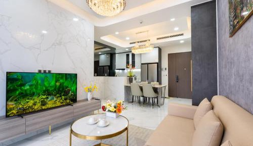 Apartment with Garden View