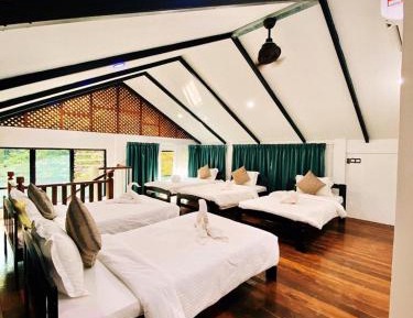 Water Cottage Room 