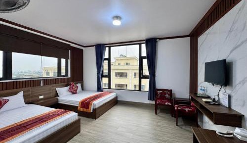Double or Twin Room with Private Bathroom