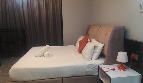Family Two-Bedroom Apartment with View