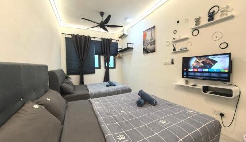 Studio Apartment with Queen Bed