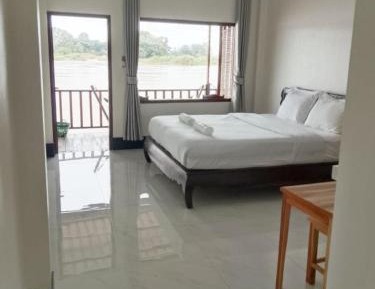 Studio with Lake View