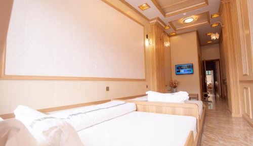 Deluxe King Studio