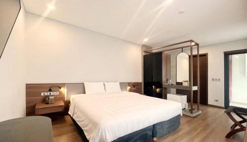 Double or Twin Room with Shower