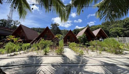 Bungalow with Sea View