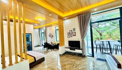 Deluxe Family Room
