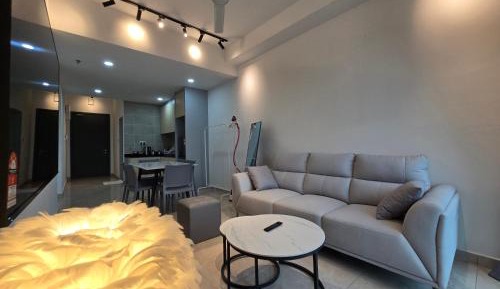 Two-Bedroom Apartment with City View