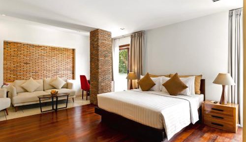 King Suite with Balcony
