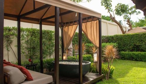Garden King Suite