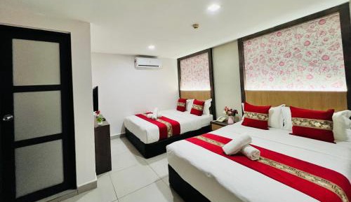 Deluxe Family Room