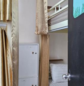 6-Bed Mixed Dormitory Room