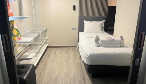 Deluxe Family Suite