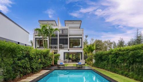 Three-Bedroom Pool Villa