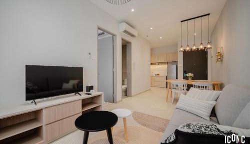One Bedroom King