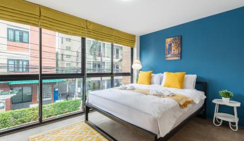Deluxe Queen Room