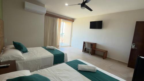 Twin Room with Balcony